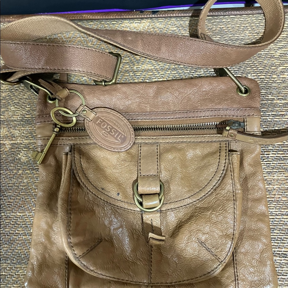 Fossil Crossbody purse authentic and genuine leather